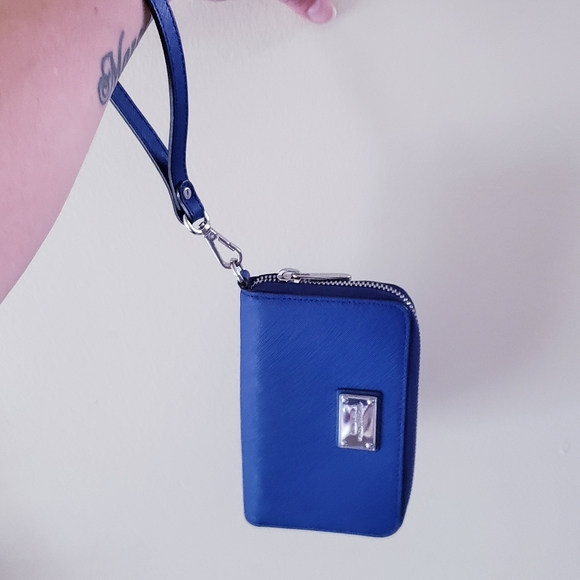 Michael Kors Essential Zip Wallet O/S - Picture 14 of 15